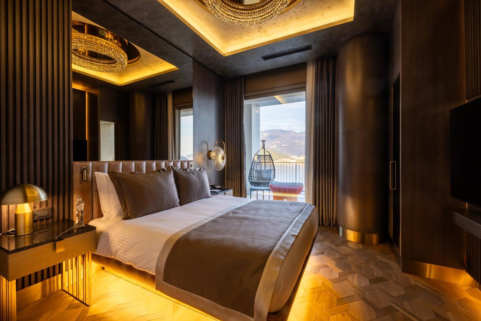 Merit Starlit & Residences Отель
