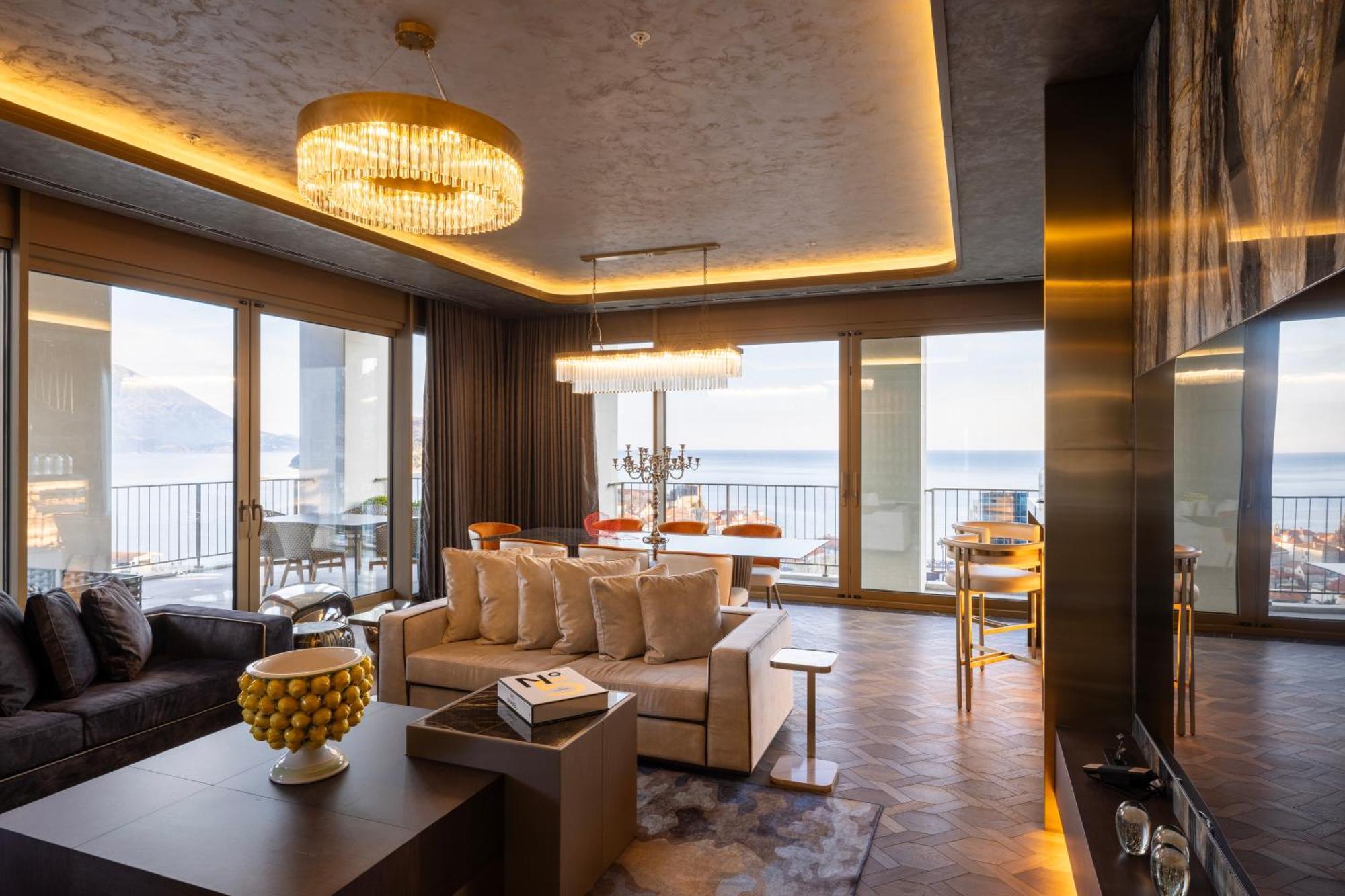Merit Starlit & Residences Hotel Budva